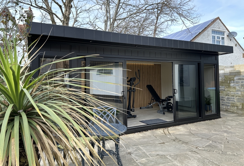 Black Edition Garden Gym