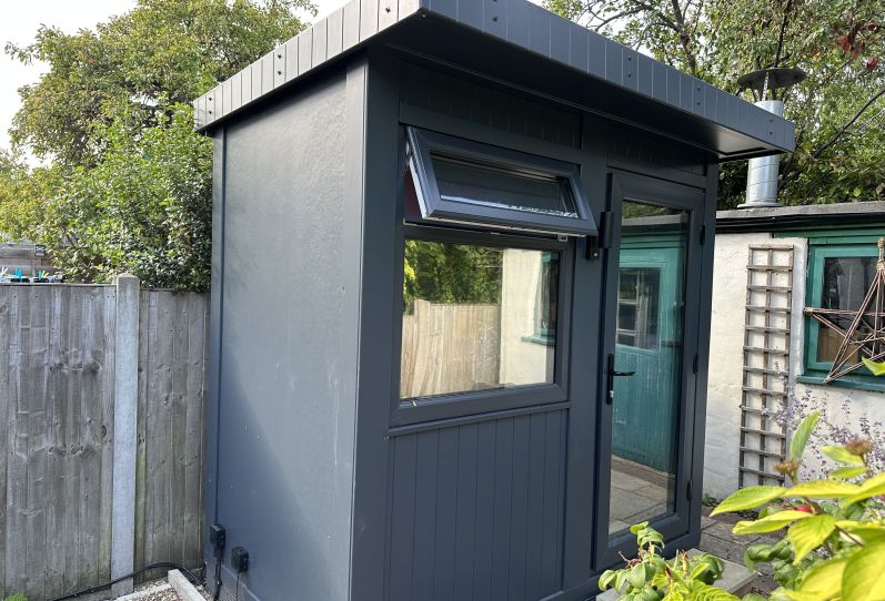 Jay Small Garden Office 2.3m x 1.3m Ref: 6312 London