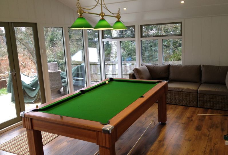 Merlin Garden Room with Pool Table