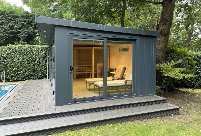 Poolside Room with Bi-folding Doors, Outdoor Shower & Sauna in Surrey