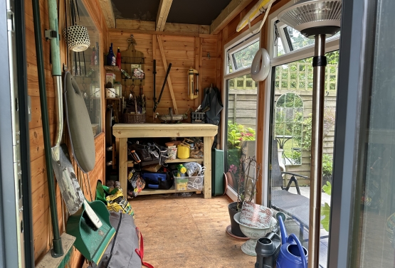 garden studio with store and potting section Woking