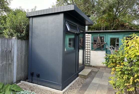 Jay Small Garden Office 2.3m x 1.3m Ref: 6312